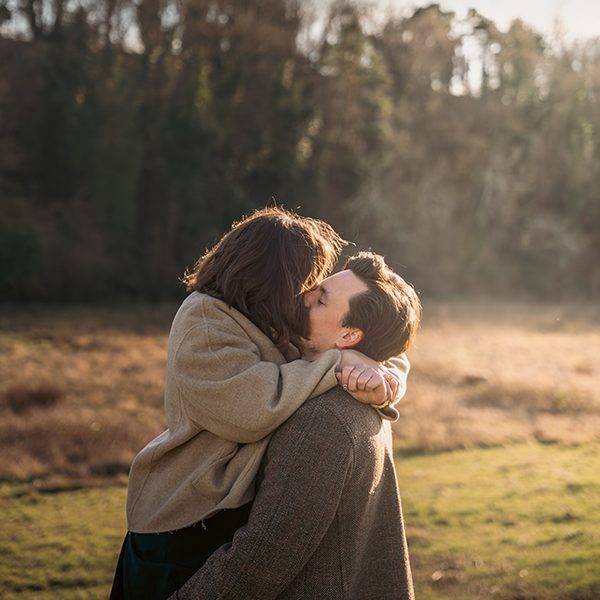 Photo Couple romantique et naturelle - Photographe Reims Marne